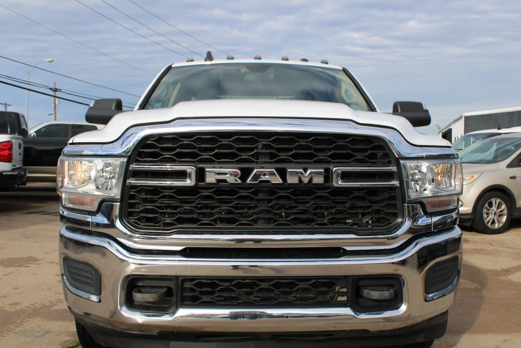 ram ram 3500 chassis cab 2019 3C7WRTCL2KG590050 image ram ram 3500 chassis cab 2019 3C7WRTCL2KG590050 image